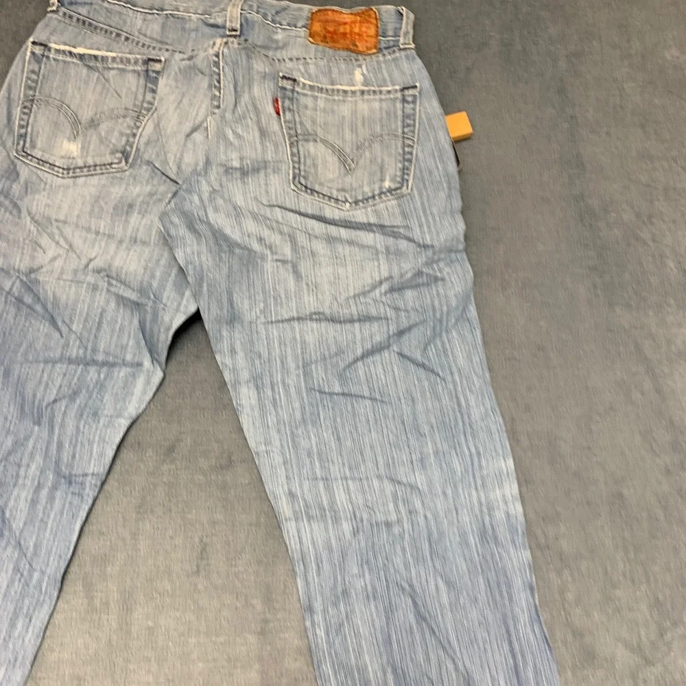 Levi's 514 Slim Straight Jean Men 30x32 Blue Denim Light Wash Distressed Pockets
